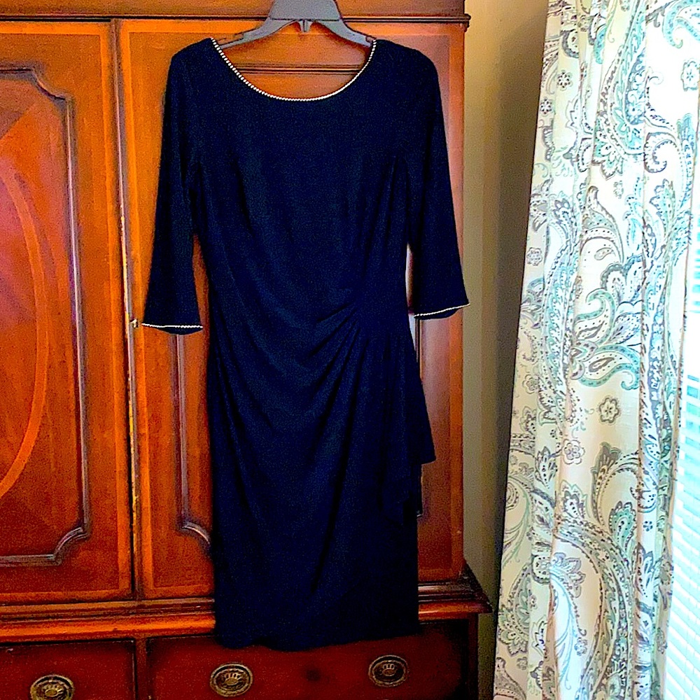 Very Elegant Dress for Many Occasions!